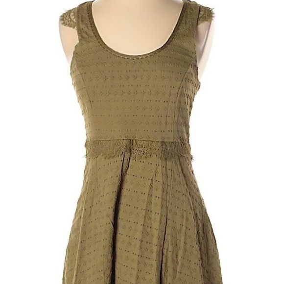 • {Free People} Army Green Lace Mini - Picture 4 of 5